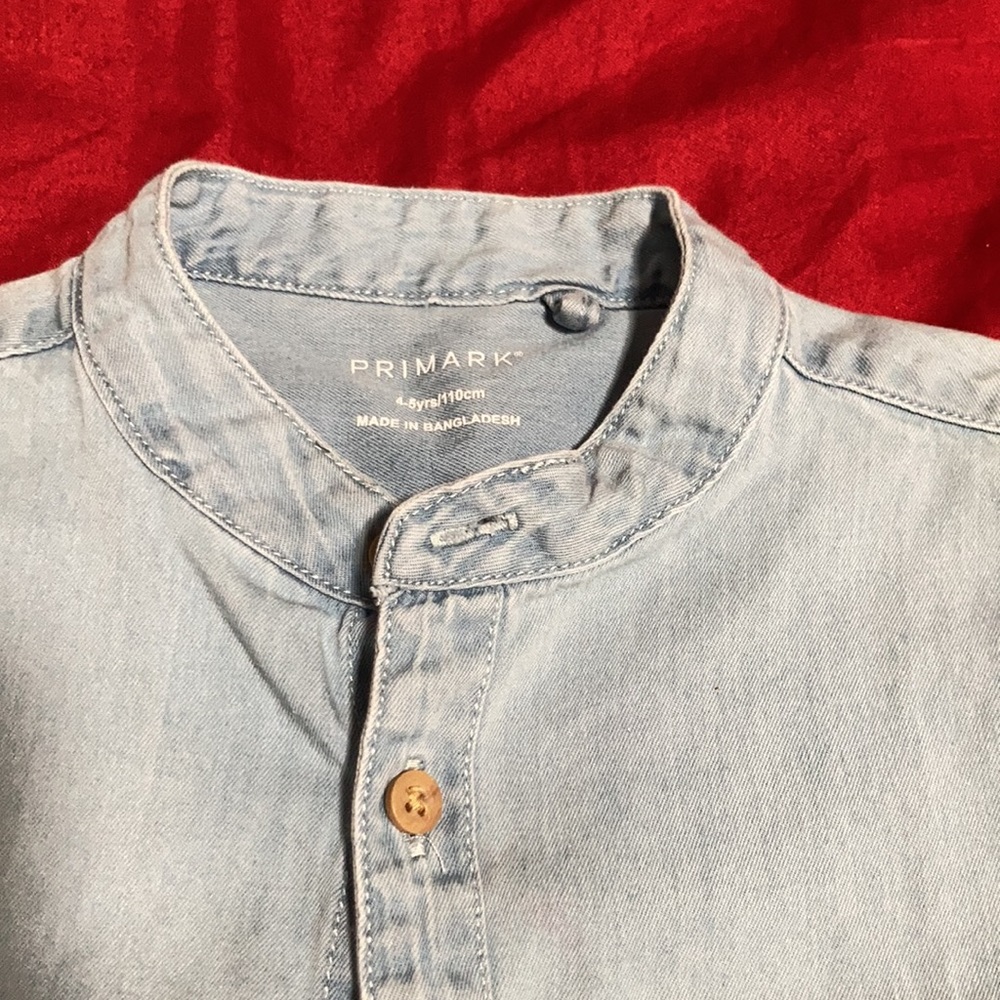 Short sleeve button down - Picture 2 of 5
